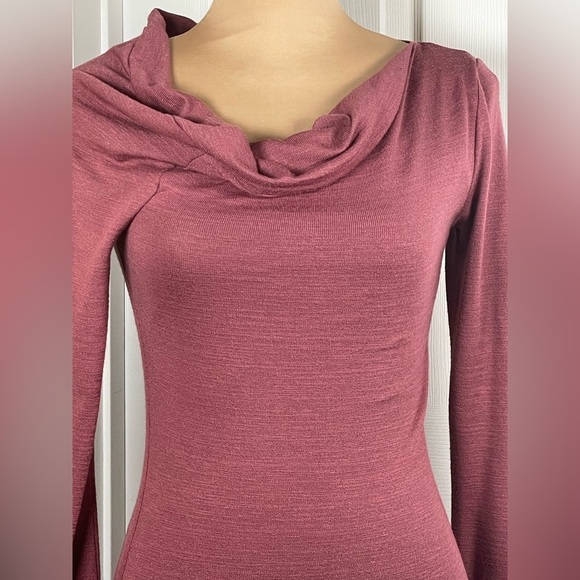 Wilfred Free Aritzia Dress Small Mauve Cowl Neck Stretch Sweater Knit - Picture 5 of 8